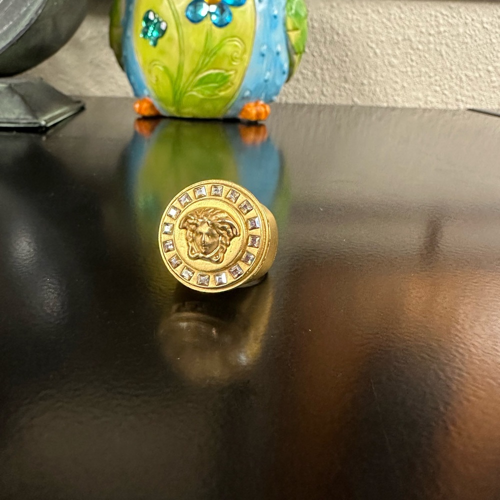 Authentic Versace Ring. - image 5